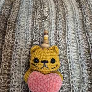 Inimioară cu animăluț - genți și portofele - accesorii genți - breloc - Artynos.ro