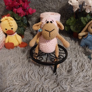 Oiță Norișor din Fir Catifelat � Prietena cea mai pufoasă - jucării și echipamente pentru copii - plușuri - miel de pluș - Artynos.ro