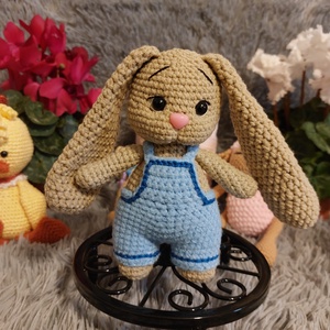 Iepurasul Urechiuse Lungi cu Salopeta Detasabila - Artynos.ro