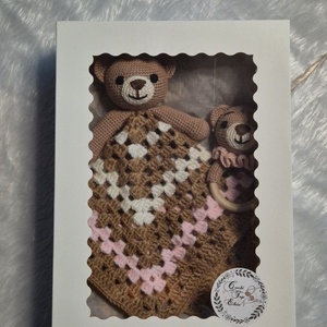 Set Bebe Croșetat � Ursuleț -Păturică de Mângâiere (Lovey) și Zornăitoare  - jucării și echipamente pentru copii - daruri de botez - Artynos.ro