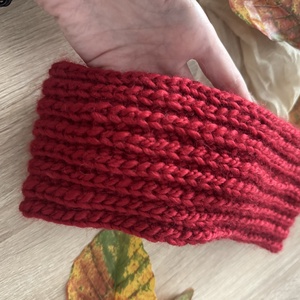 Bentita crosetata din lana merino - îmbrăcăminte și modă - eșarfe, pălării, fularuri - căciulă - Artynos.ro