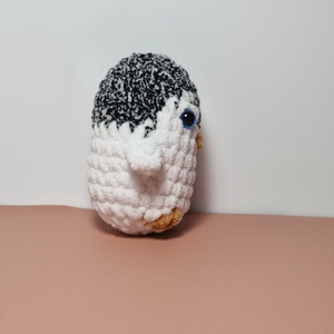 Pinguin crosetat - jucării și echipamente pentru copii - plușuri - figurine de pluș - Artynos.ro