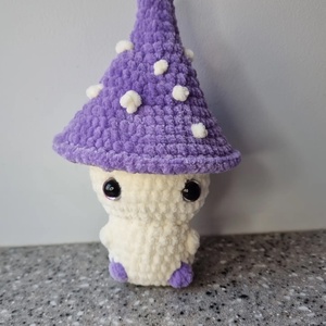 Ciupercute magice crosetat - jucării și echipamente pentru copii - plușuri - legume, fructe de pluș - Artynos.ro