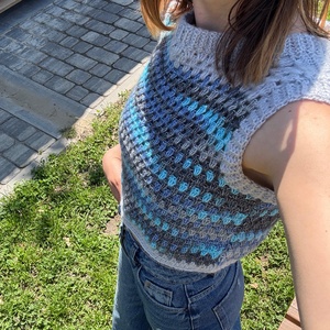 Vesta cropped crosetata - îmbrăcăminte și modă - haine damă - bluze damă - Artynos.ro