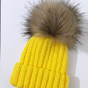 Caciula tricotata, Imbracaminte si moda, Esarfe, palarii, fularuri, Caciula, Impletitura, ARTYNOS