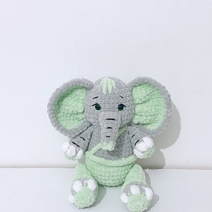 Elefant crosetat - jucării și echipamente pentru copii - plușuri - elefant de pluș - Artynos.ro