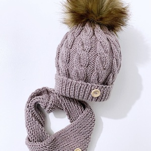 Caciula, Imbracaminte si moda, Esarfe, palarii, fularuri, Caciula, Crosetat, Impletituri, broderie cu margele, ARTYNOS