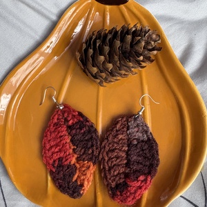 Cercei in forma de frunza - Artynos.ro