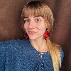 Cercei in forma de frunza - bijuterii - cercei - cercei croșetați - Artynos.ro