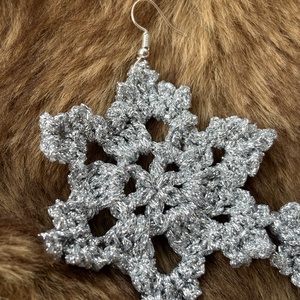 Cercei sclipitori - bijuterii - cercei - cercei croșetați - Artynos.ro