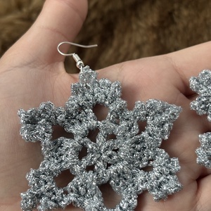 Cercei sclipitori - bijuterii - cercei - cercei croșetați - Artynos.ro