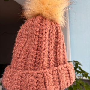 Caciula groasa cu puf, Imbracaminte si moda, Esarfe, palarii, fularuri, Caciula, Crosetat, Cusatura, ARTYNOS