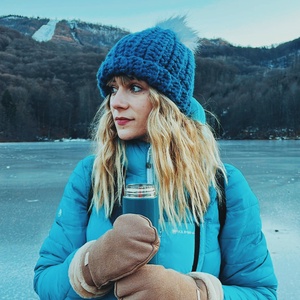 Caciula cu puf, Imbracaminte si moda, Esarfe, palarii, fularuri, Caciula, Crosetat, Cusatura, ARTYNOS