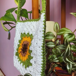 Geanta cu floarea soarelui - genți și portofele - genți de mână și umăr - geantă casual - Artynos.ro