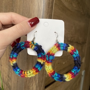 Cercei colorati - bijuterii - cercei - cercei croșetați - Artynos.ro