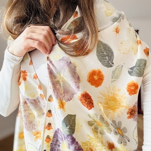 Flori Solare  Șal din voal de lână cu imprimeu vegetal (cosmos, nalbă, coreopsis) - îmbrăcăminte și modă - eșarfe, pălării, fularuri - eșarfe - Artynos.ro