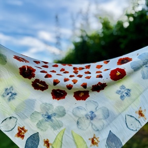 Eșarfă din mătase imprimată vegetal (hibiscus, coreopsis) - îmbrăcăminte și modă - eșarfe, pălării, fularuri - eșarfe - Artynos.ro