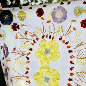 Eșarfă din mătase imprimată vegetal - îmbrăcăminte și modă - eșarfe, pălării, fularuri - eșarfe - Artynos.ro