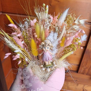 Decoratiune de Paște, in ou roz, cu figurina fetita - Artynos.ro