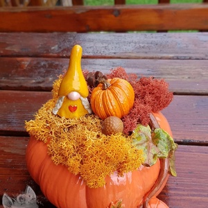 Decoratiune de toamna, decor de Halloween - gnom fetita in dovleac, Casa & Stil de viata, Accesorii pentru decorat casa, Halloween - tot ce ai nevoie pentru petrecere!, Ornamente de Halloween, Obiecte pictate, Pictura, ARTYNOS