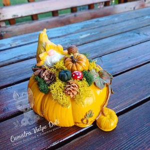 Decoratiune de toamna, decor de Halloween - un pitic in dovleac, Casa & Stil de viata, Accesorii pentru decorat casa, Halloween - tot ce ai nevoie pentru petrecere!, Ornamente de Halloween, Obiecte pictate, Pictura, ARTYNOS