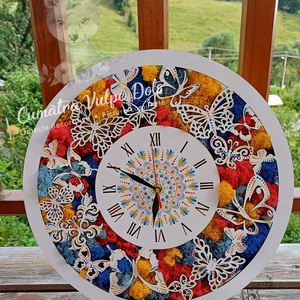 Ceas de perete cu licheni stabilizati si pictura cu techica punctului 40 cm, Casa & Stil de viata, Decoratiuni de casa, Decoratiuni de pereti, Decoratiuni cu licheni, Pictura, ARTYNOS