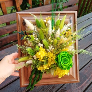 Ramă cu aranjament de flori stabilizate și criogenate - casă & stil de viață - decorațiuni de casă - accesorii florale - cutii cu flori - Artynos.ro