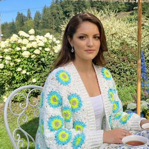 Cardigan crosetat manual, din fire naturale - Artynos.ro