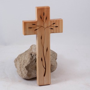 Cruce din lemn cu model, cruce de perete  - casă & stil de viață - accesorii religioase - cruce - Artynos.ro