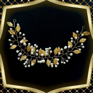 Bijuterii, ornamente de par, catarame de par: nunta, mireasa, ornament de par casual ES-H-FÜ21-26g, , , ES-H-FÜ21-26g

Ghirlanda este realizata din margele de ceara alba si frunze metalice placate cu aur..., ARTYNOS