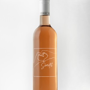 OFERTĂ SPECIALĂ -50% Vin gravat cu inscripția Te iubesc -  - Artynos.ro