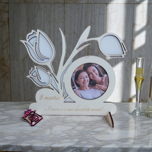 Rama de birou,forma Lalea,8 martie,Text La Alegere, Accessorii si unelte, Lemn, Rama foto, Gravare, pirogravura, ARTYNOS