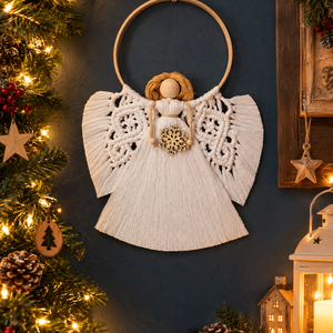 Îngeraș Macrame de Crăciun Handmade � Decorațiune Albă pe Cerc de Bambus cu Fulg de Nea din Lemn, Cadou de Crăciun - crăciun - decorațiuni de crăciun de casă - decorațiuni pentru ușă de crăciun - Artynos.ro