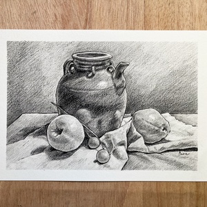 Desen în creion - ulcior cu măr și pară - arte vizuale și accesorii  - grafică, ilustrație - desen în creion - Artynos.ro