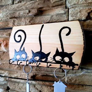 Suport de chei din lemn pentru perete cu trei pisici negre - casă & stil de viață - decorațiuni de casă - decorațiuni de pereți - suport pentru chei - Artynos.ro