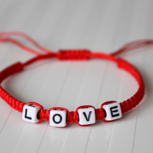 Bratara macramé impletita - Red with LOVE, , , ARTYNOS