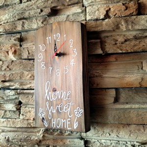 Ceas de perete din lemn de nuc cu inscripție home sweet home -  - Artynos.ro