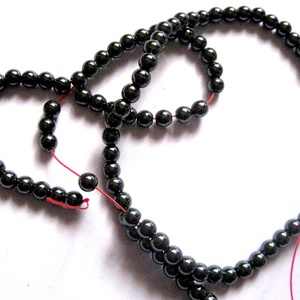 Sirag margele hematit  sfere 51447, Accessorii si unelte, Margea, componente de bijuterii, Piatra pretioasa, Confectionarea bijuteriilor, Sirag margele hematit  sfere 51447
Sirag margele hematit  sfere ( pietre semipretioase )
Siragul nu..., ARTYNOS