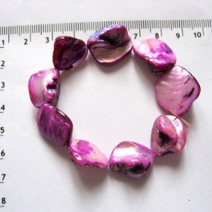 Sirag sidef  neregulat ciclam 51966, Accessorii si unelte, Margea, componente de bijuterii, Piatra pretioasa, Confectionarea bijuteriilor, Sirag sidef  neregulat ciclam 51966
Siragul  de sidefuri  sunt insirate pe guta elastica
dimeniunea..., ARTYNOS