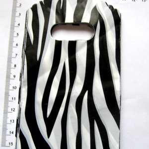 Punguta plastic de cadou cu alb negru 52111, Craciun, Accesorii cadou de Craciun, Hartii de ambalat cadouri, Altele, ARTYNOS