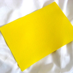 Coala de fetru galben 52208, Arte vizuale si accesorii , Imagini cu broderii, Tablou textil din fetru, Aranjament de flori, Confectionarea bijuteriilor, ARTYNOS