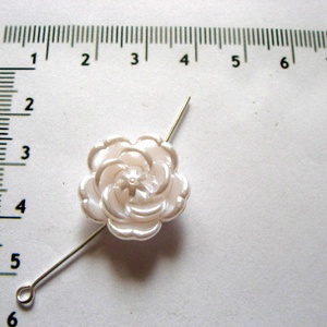 margele trandafiri albi 52214 - Artynos.ro