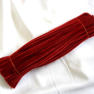 Sarma plusata grena  52189, Accessorii si unelte, Margea, componente de bijuterii, Sarma, Aranjament de flori, Sarma plusata grena 52189
Sarma plusata este utilizat pentru fabricarea florilor ,diverselor jucari..., ARTYNOS