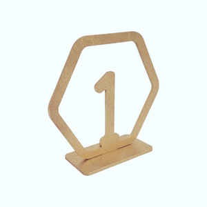 Numere de masa pentru nunta sau botez - set 1-20 auriu - accesorii nuntă - materiale decor pentru nuntă - decorațiuni pentru masa de nuntă  - Artynos.ro