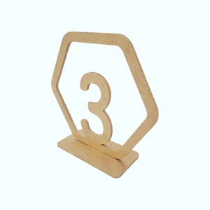 Numare de masa din lemn pentru evenimente, auriu, set 1-10 - accesorii nuntă - materiale decor pentru nuntă - decorațiuni pentru masa de nuntă  - Artynos.ro