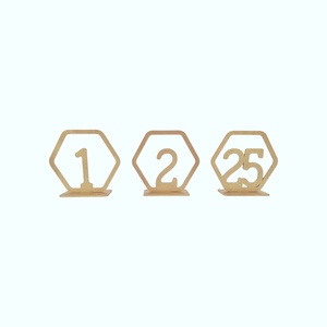 Numar de masa din lemn cu suport model hexagon, set 1-25, Accesorii nuntă, Materiale decor pentru nuntă, Decorațiuni pentru masa de nuntă , Prelucrarea lemnului, ARTYNOS