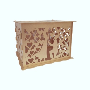 Cutie dar pentru plicuri de nunta, lemn, auriu, 30x24x22.5CM - accesorii nuntă - amintiri și cadouri de nuntă - cutie dar nuntă - Artynos.ro