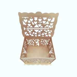 Cutie dar pentru plicuri de nunta, lemn, auriu, 30x24x22.5CM - accesorii nuntă - amintiri și cadouri de nuntă - cutie dar nuntă - Artynos.ro