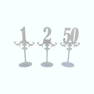 Set numere de masa din lemn 1-50 pentru nunta - argintiu - 25cm - Artynos.ro