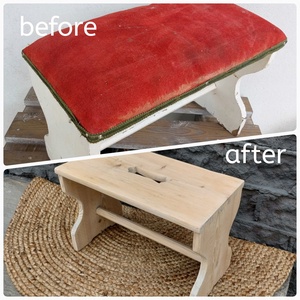 Scaunel rustic reconditionat de lemn - casă & stil de viață - echipament pentru camera copiilor - masă cu scaune copii - Artynos.ro Scaunel rustic reconditionat de lemn - casă & stil de viață - echipament pentru camera copiilor - masă cu scaune copii - Artynos.ro